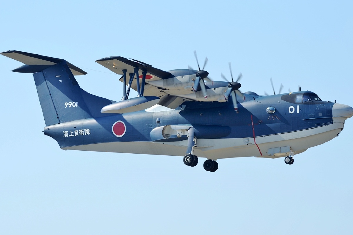 海自の救難飛行艇「US-2」がレアアースを引き上げた「ちきゅう」を目撃